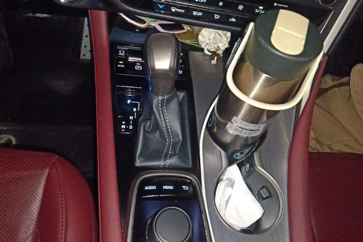 Used Lexus RX 2016 300 4x4 F SPORT Version China V Standard Gear Lever
