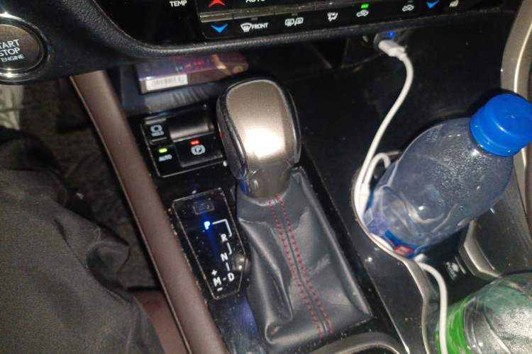 Used Lexus RX 2016 300 Two-Wheel Drive Comfort Edition China V Standard Gear Lever
