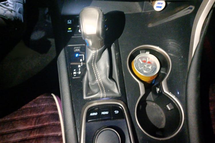 Used Lexus RX 2016 300 Two-Wheel Drive Elite Version China V Standard Gear Lever