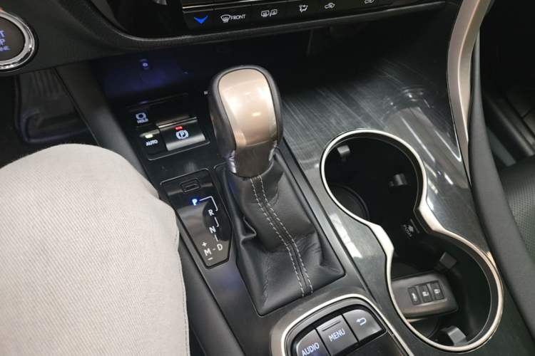 Used Lexus RX 2016 300 4x4 Elegant Edition China V-standard Gear Lever