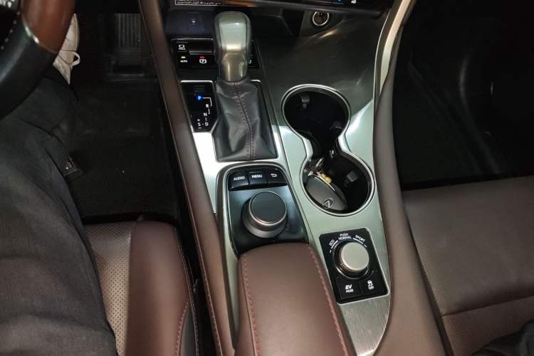Used Lexus RX 2016 450h Four-Wheel Drive Elegant Edition Gear Lever