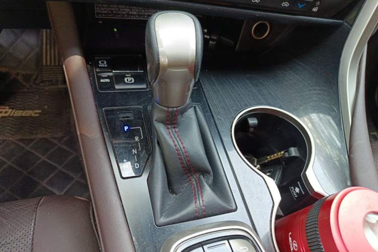 Used Lexus RX 2016 300 4x4 Elegant Edition China VI Gear Lever