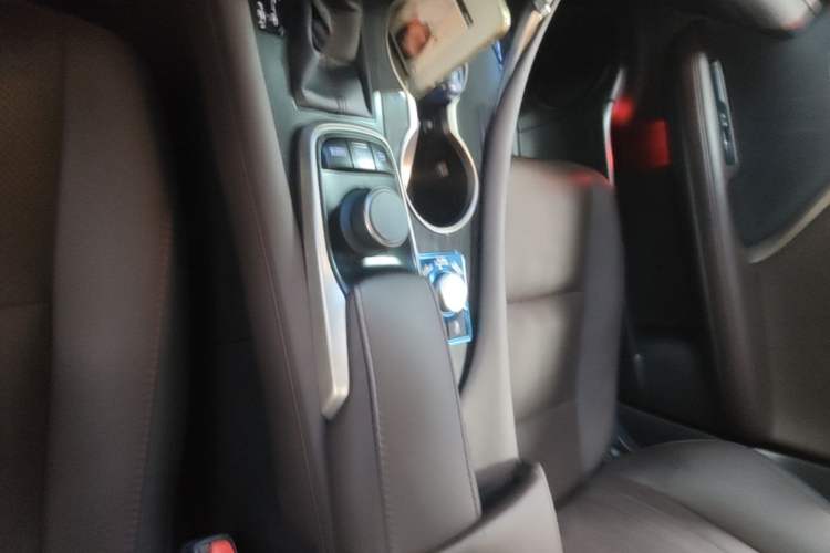 Used Lexus RX 2016 300 4x4 Elegant Edition China V-standard Gear Lever