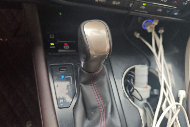 Used Lexus RX 2016 300 4x4 Elegant Edition China V-standard Gear Lever