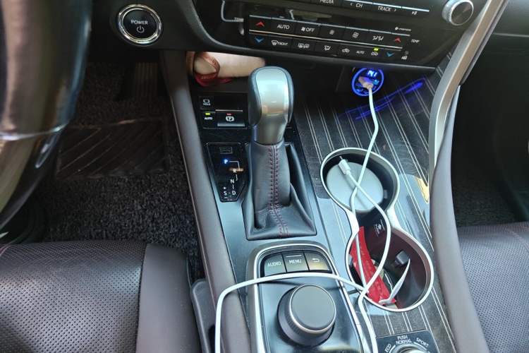 Used Lexus RX 2016 450h Four-Wheel Drive Luxury Edition Gear Lever
