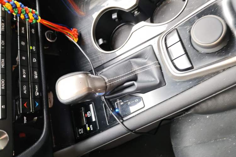 Used Lexus RX 2016 300 Two-Wheel Drive Elite Version China V Standard Gear Lever