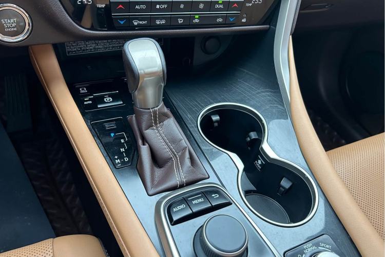 Used Lexus RX 2016 300 4x4 Elegant Edition China V-standard Gear Lever