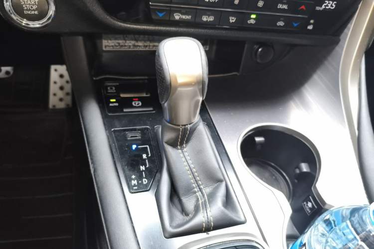 Used Lexus RX 2016 300 4x4 F SPORT Version China V Standard Gear Lever