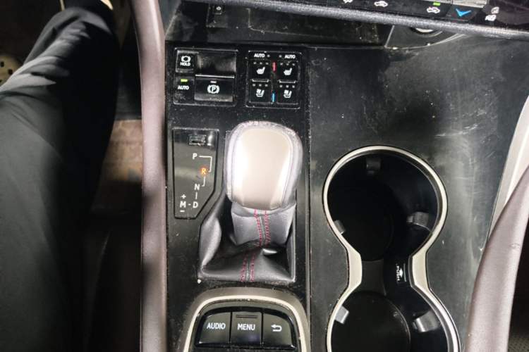 Used Lexus RX 2016 300 4x4 Elegant Edition China V-standard Gear Lever