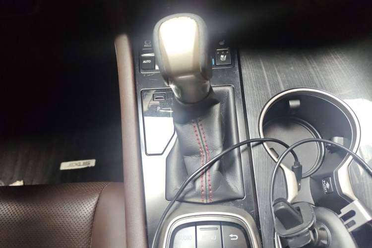 Used Lexus RX 2016 300 Two-Wheel Drive Comfort Edition China V Standard Gear Lever