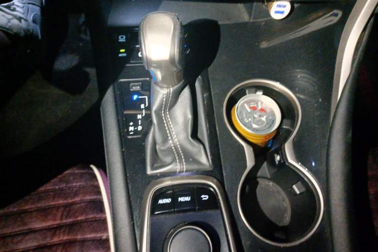 Used Lexus RX 2016 300 Two-Wheel Drive Elite Version China V Standard Gear Lever