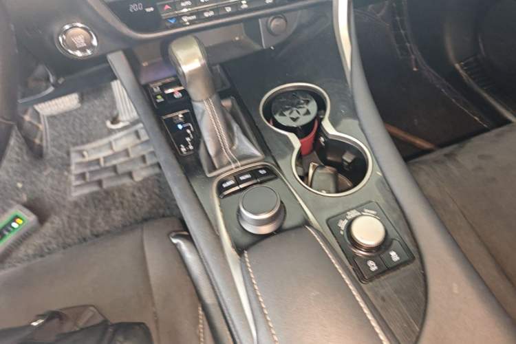 Used Lexus RX 2016 300 Two-Wheel Drive Elite Version China V Standard Gear Lever