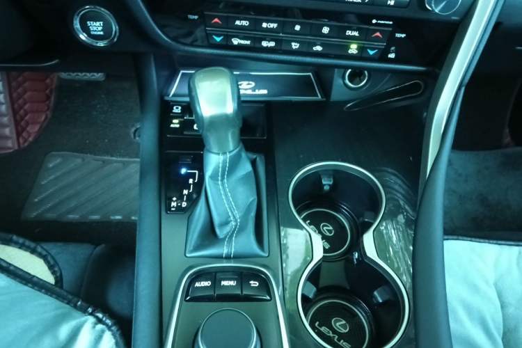 Used Lexus RX 2016 300 Two-Wheel Drive Elite Version China V Standard Gear Lever