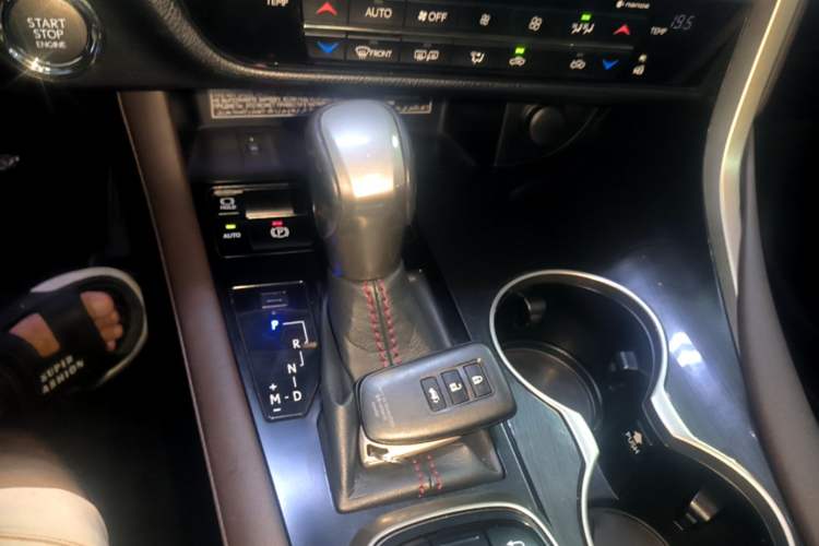 Used Lexus RX 2016 300 Two-Wheel Drive Comfort Edition China V Standard Gear Lever