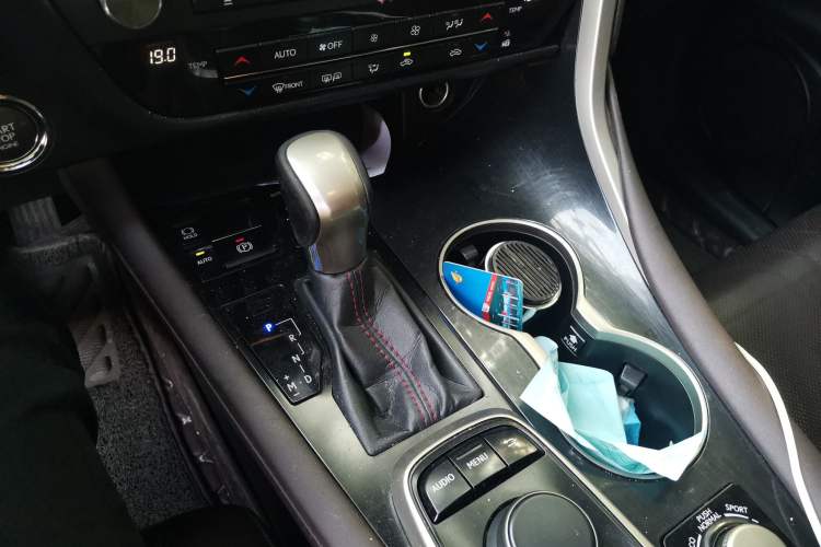 Used Lexus RX 2016 300 4x4 Elegant Edition China V-standard Gear Lever