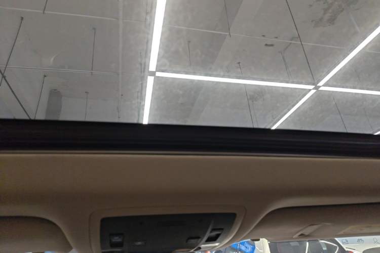 Used Lexus RX 2016 300 Two-Wheel Drive Elite Version China V Standard Headliner