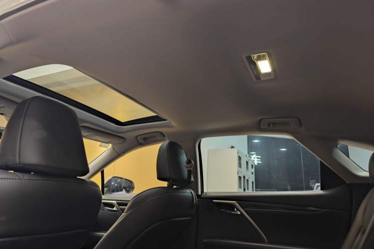 Used Lexus RX 2016 300 Two-Wheel Drive Elite Version China V Standard Headliner