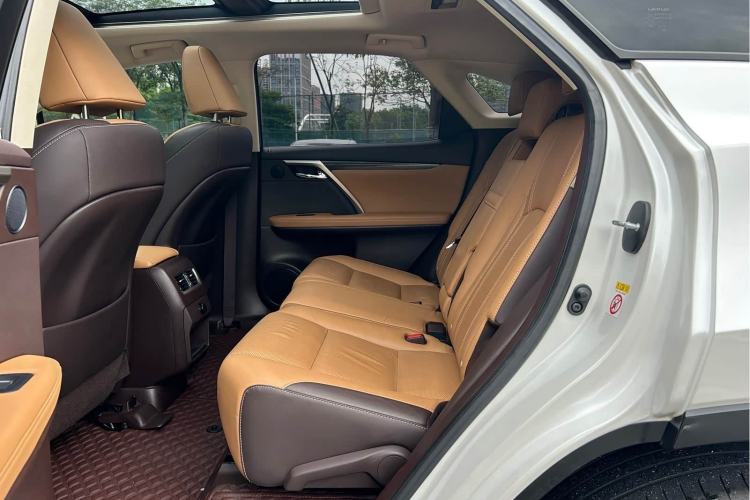 Used Lexus RX 2016 300 4x4 Elegant Edition China V-standard Interior 1