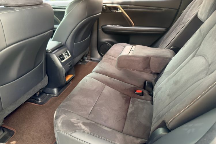 Used Lexus RX 2016 300 Two-Wheel Drive Elite Version China V Standard Interior 2
