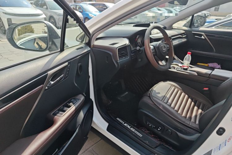 Used Lexus RX 2016 300 4x4 Elegant Edition China V-standard Interior 3