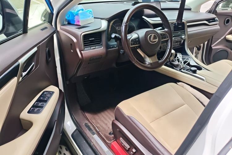 Used Lexus RX 2016 300 Two-Wheel Drive Elite Version China V Standard Interior 3