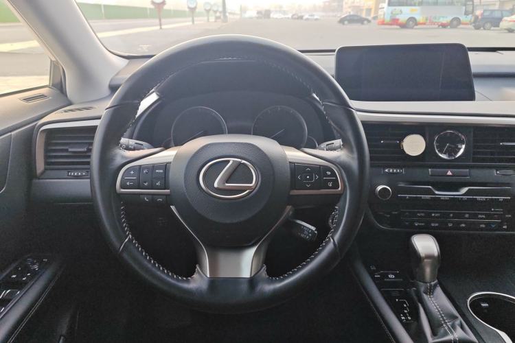 Used Lexus RX 2016 300 Two-Wheel Drive Elite Version China V Standard Interior 4