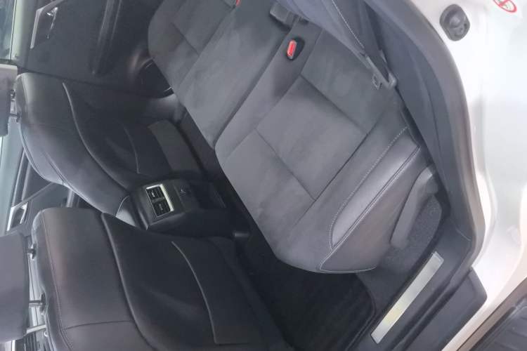 Used Lexus RX 2016 300 Two-Wheel Drive Elite Version China V Standard Interior 4