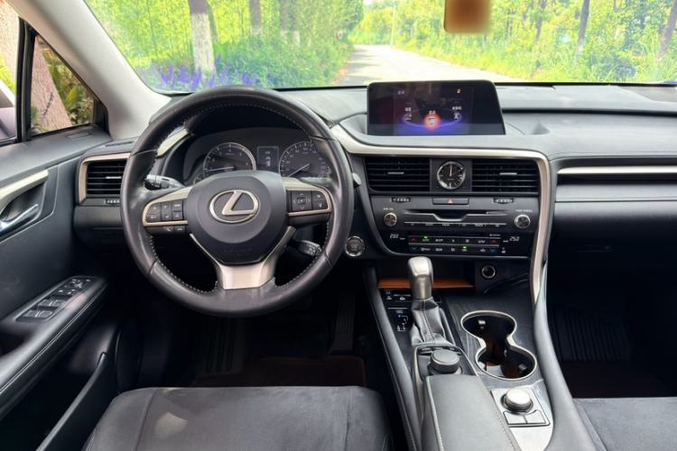 Used Lexus RX 2016 300 Two-Wheel Drive Elite Version China V Standard Interior 5