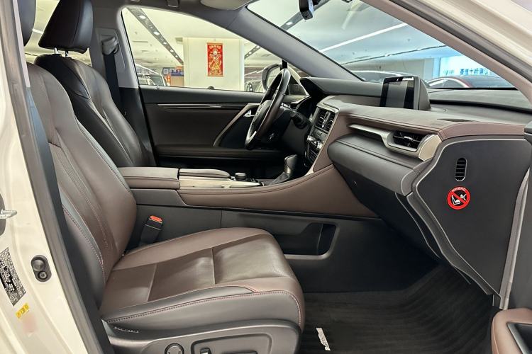 Used Lexus RX 2016 300 Two-Wheel Drive Comfort Edition China V Standard Interior 5