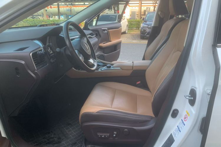 Used Lexus RX 2016 300 4x4 Elegant Edition China VI Interior 6