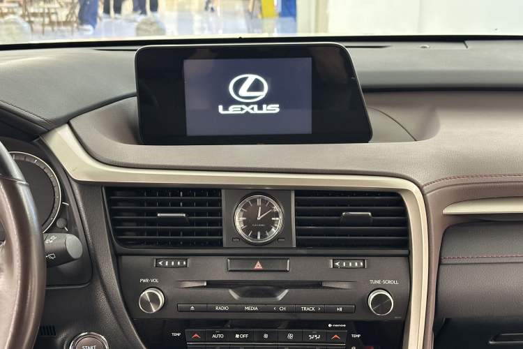 Used Lexus RX 2016 300 Two-Wheel Drive Comfort Edition China V Standard Interior 8