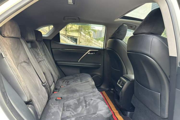 Used Lexus RX 2016 300 Two-Wheel Drive Elite Version China V Standard Interior 9