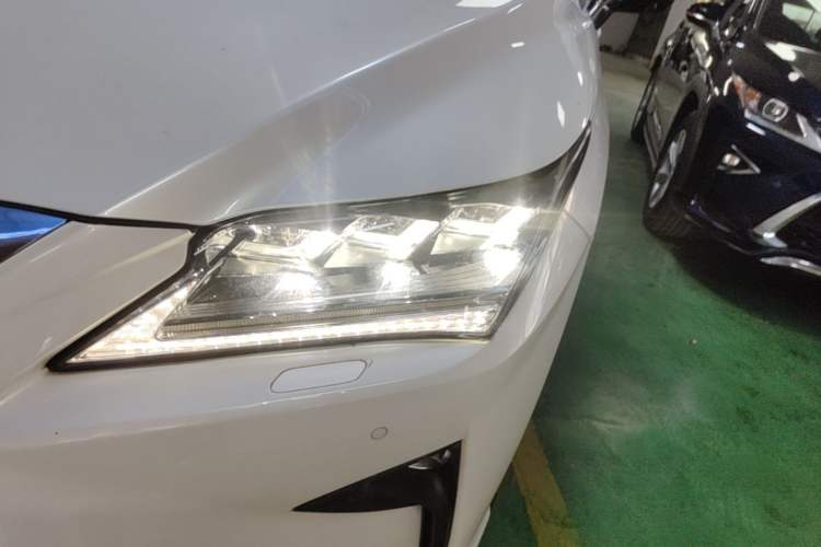 Used Lexus RX 2016 300 4x4 Elegant Edition China V-standard Left Front Headlight