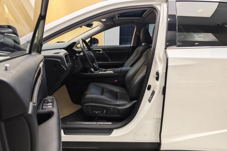Used Lexus RX 2016 300 Two-Wheel Drive Elite Version China V Standard Left Front Seat