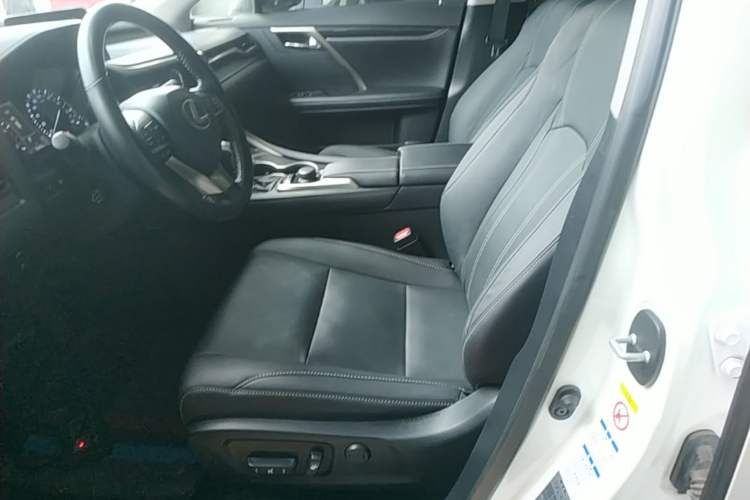Used Lexus RX 2016 300 4x4 Elegant Edition China V-standard Left Front Seat