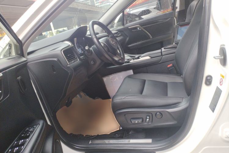Used Lexus RX 2016 300 Two-Wheel Drive Elite Version China V Standard Left Front Seat