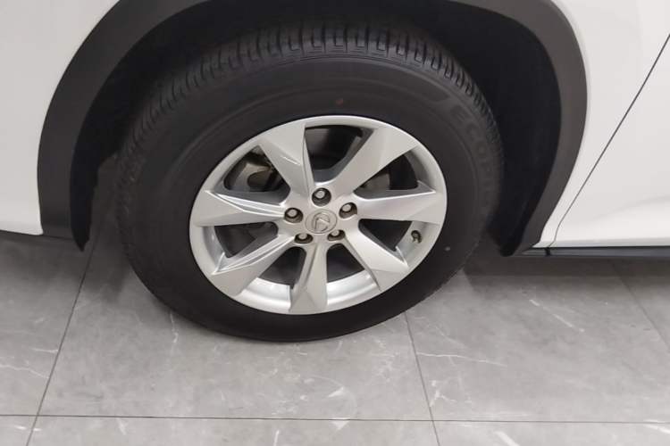 Used Lexus RX 2016 300 Two-Wheel Drive Elite Version China V Standard Left Front Wheel Hub