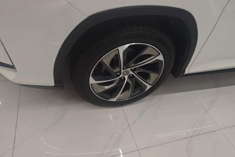 Used Lexus RX 2016 300 4x4 Elegant Edition China V-standard Left Front Wheel Hub