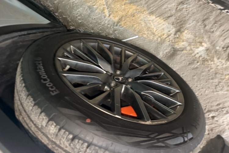 Used Lexus RX 2016 300 4x4 F SPORT Version China V Standard Left Front Wheel Hub