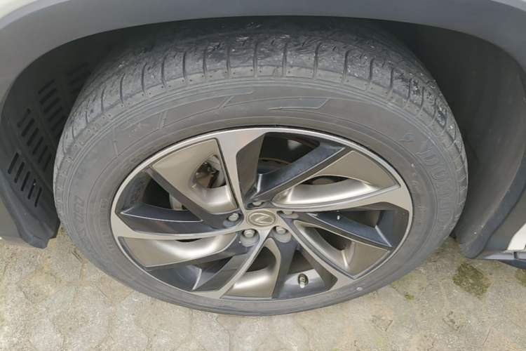Used Lexus RX 2016 300 4x4 Elegant Edition China V-standard Left Front Wheel Hub