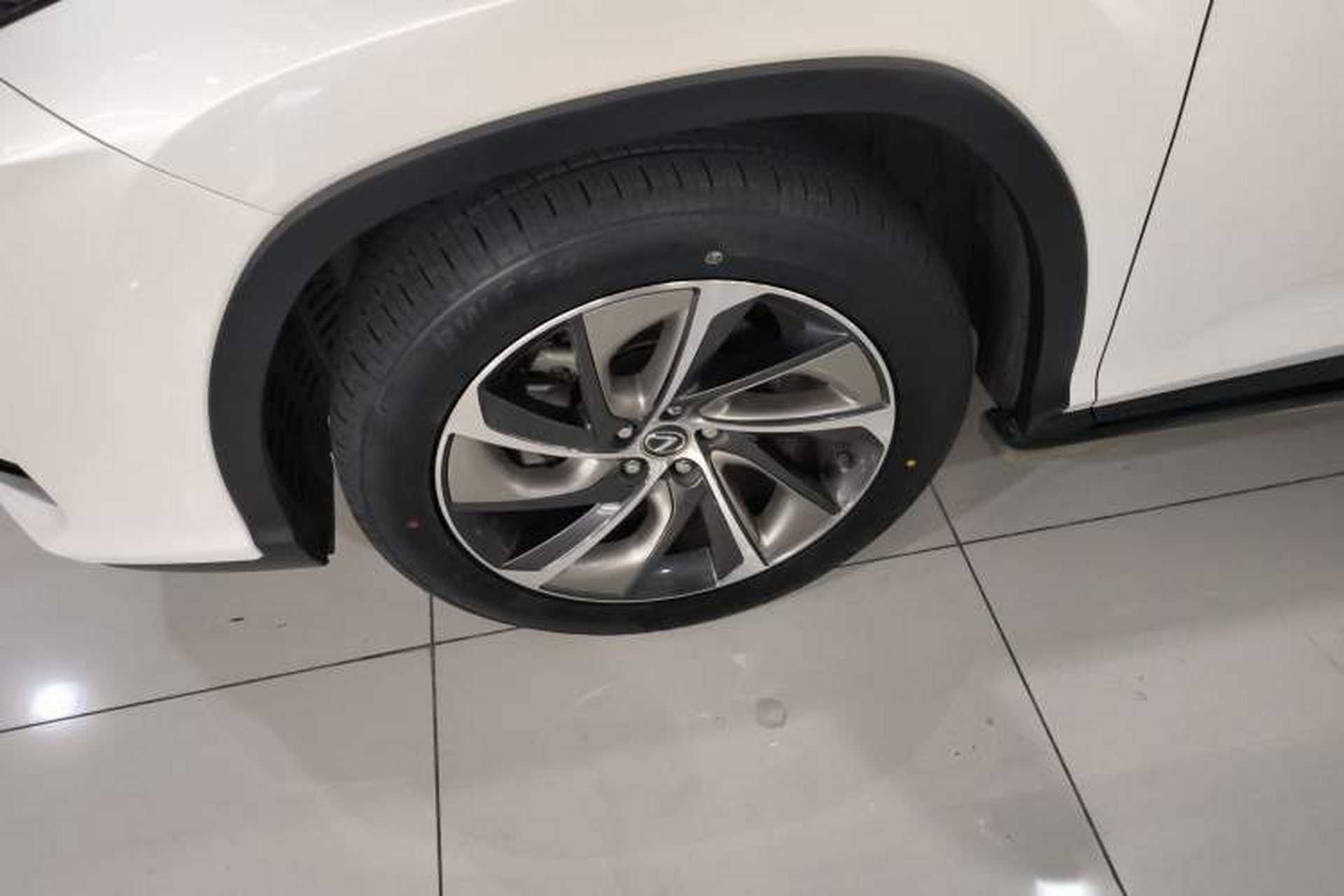 Used Lexus RX 2016 300 4x4 Elegant Edition China V-standard Left Front Wheel Hub