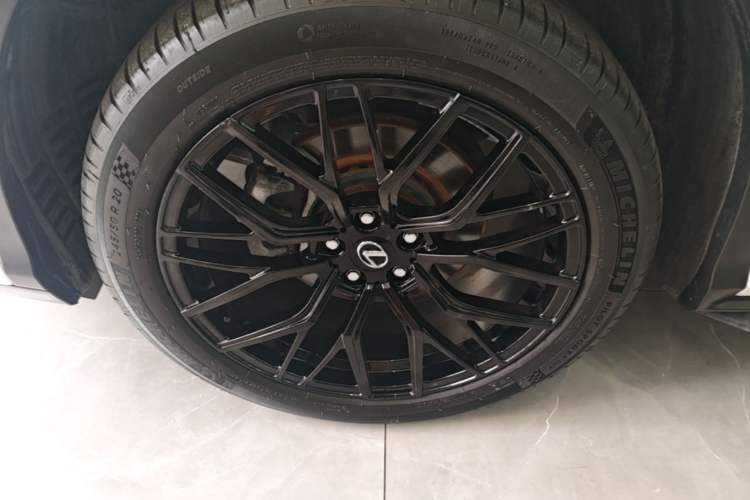 Used Lexus RX 2016 300 4x4 Elegant Edition China V-standard Left Front Wheel Hub