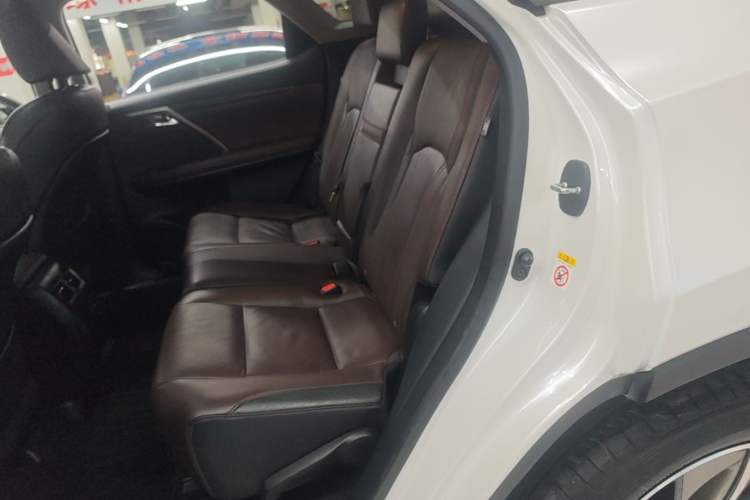 Used Lexus RX 2016 300 4x4 Elegant Edition China V-standard Left Rear Seat