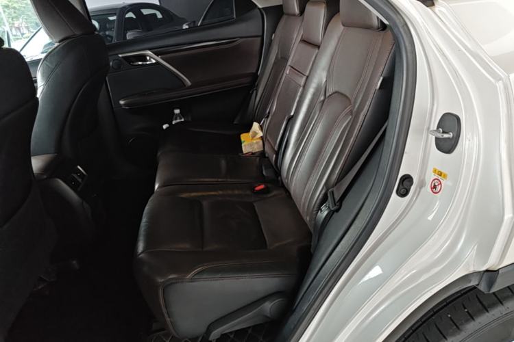 Used Lexus RX 2016 300 4x4 Elegant Edition China VI Left Rear Seat