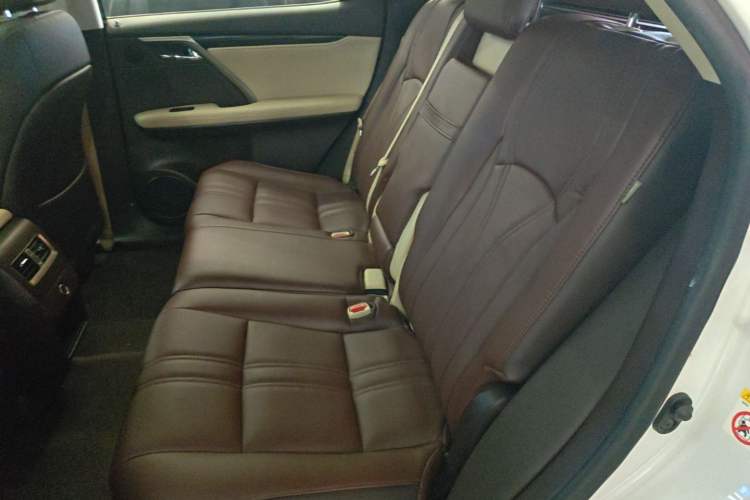 Used Lexus RX 2016 300 Two-Wheel Drive Elite Version China V Standard Left Rear Seat