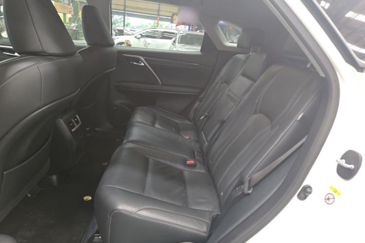 Used Lexus RX 2016 300 4x4 Elegant Edition China V-standard Left Rear Seat