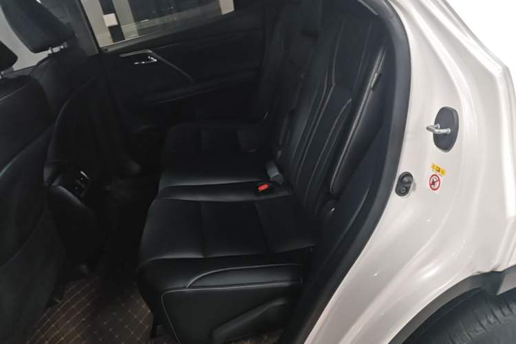 Used Lexus RX 2016 300 Two-Wheel Drive Elite Version China V Standard Left Rear Seat