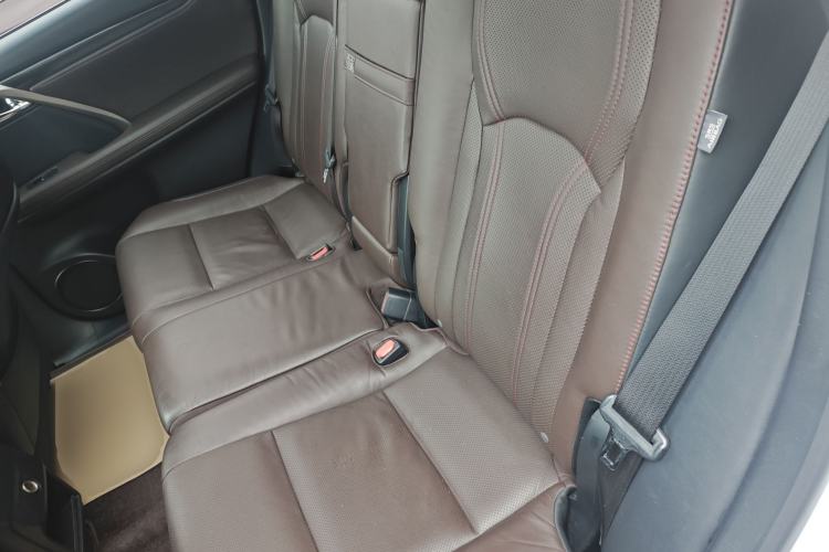 Used Lexus RX 2016 300 4x4 Elegant Edition China V-standard Left Rear Seat
