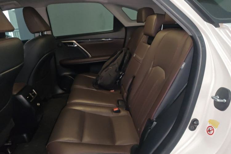 Used Lexus RX 2016 300 Two-Wheel Drive Comfort Edition China VI Standard Left Rear Seat