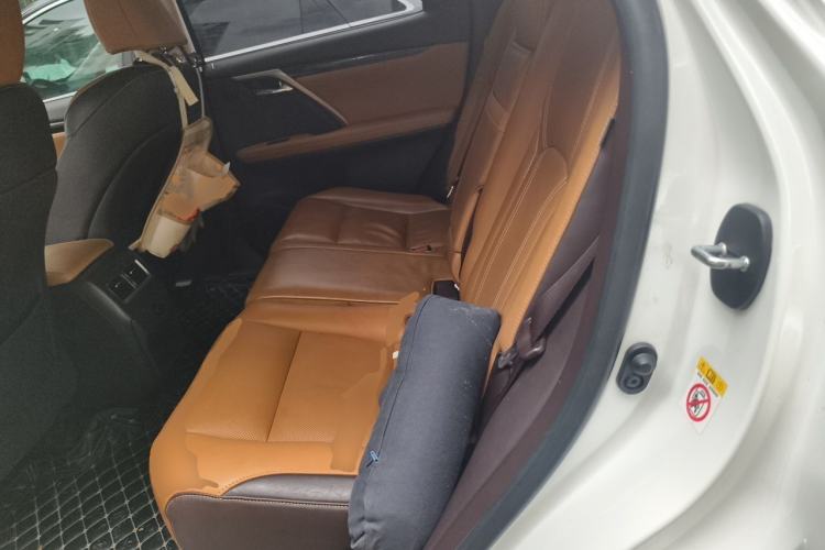 Used Lexus RX 2016 300 4x4 Elegant Edition China V-standard Left Rear Seat